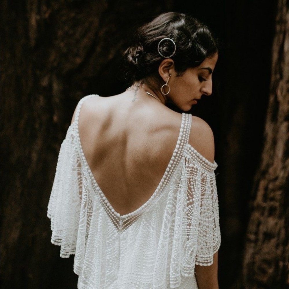 Elegant White Lace Tadashi Shoji wedding dress